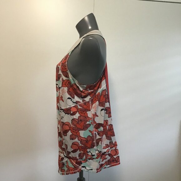 Lululemon 8 Race Tech Tank Fatbird Alarming Angel Blue Red Floral Size 12 - Picture 6 of 12